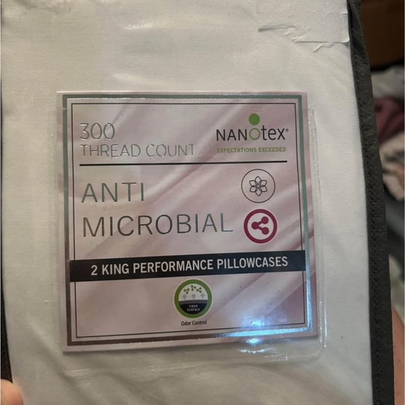 NANOTEX Anti-Microbial Pillowcases - White - Picture 1 of 2